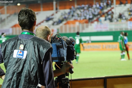 Football : Saison 2011, compétitions internationales, financement,… - Les grosses inquiétudes de la Fédération